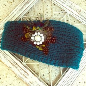 Peacock brooch head/ear warmer